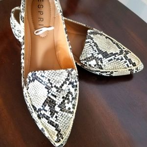 Esprit Pointy Toe Snakeskin Flats